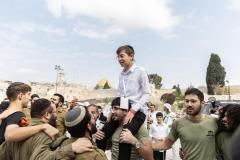 7b80fdd1-b0b1-464d-8059-c271b47dd176